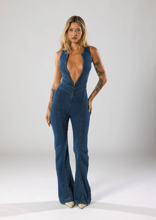 Jumpsuit im Denim-Look – Hollywood-Style für stilbewusste Frauen